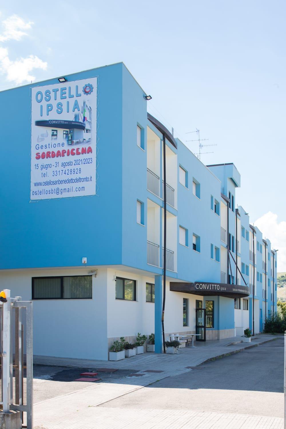 Ostello Ipsia Сан-Бенедетто-дель-Тронто Экстерьер фото